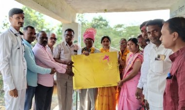 शिवपूर जिल्हा परिषदेचे शिक्षक बालाजी जगताप हे प्रदीर्घ सेवेनंतर सेवानिवृत्त...