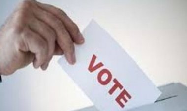 नागपूर शिक्षक मतदार संघासाठी आज मतदान.! २२ उमेदवार रिंगणात...