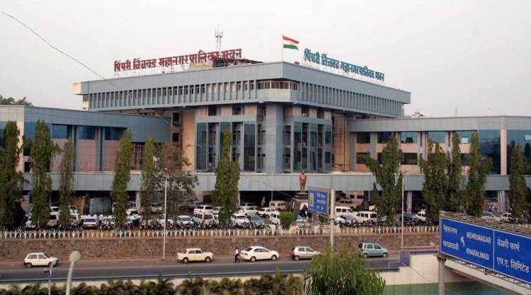 तू भ्रष्टाचार कर, मी तुझ्या पाठीशी आहे? असं काहीसं चित्र PCMC त रंगतय.! भ्रष्ट अधिकारी आणि कर्मचार्‍यांना विभाग प्रमुखांकडून क्लिनचिट...