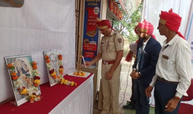 बँक कर्मचाऱ्यांनी ग्राहक वर्गाशी सलोख्याचे संबंध ठेवावे, महाराष्ट्र ग्रामीण बँकेचा स्तुत्य उपक्रम...