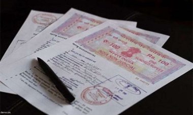 नातवाचा पराक्रम.! आजी जिवंत असताना, मृत दाखवून शेती केली नावावर...