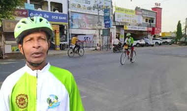 जागतिक सायकल दिनानिमित्त, गोंदियातील सायकल पट्टू अशोक मेश्राम यांनी दिला निरोगी व प्रदूषणमुक्त जीवन जगण्याचा संदेश...