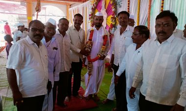 आजच्या तरुणपिढीने भक्तीची कास धरून, पांडुरंगाचे सगुण निर्गुण स्वरूप भक्तांनी ध्यानी घ्यावे - विक्रम महाराज कदम