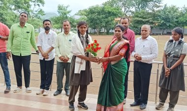 तळेगाव दिं. येथिल कुस्तीपटुंचा ग्रामपंचायतीच्यावतीने सत्कार...