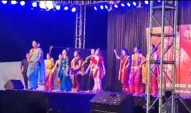हुलल्डबाजी विना गौतमीचा वलखेडला डान्स कार्यक्रम संपन्न;  प्रेक्षकांची भरभरून दाद...