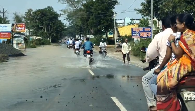 गोंदिया कोहमारा मार्गावर तलावाचे स्वरूप, प्रशासनाचे मात्र दुर्लक्ष?