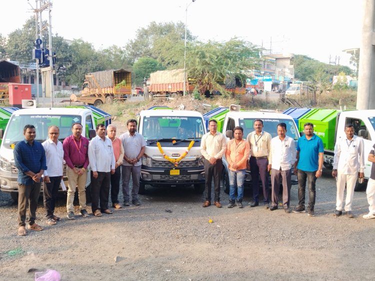 अहमदपूर नगरपालिकेत घनकचरा गोळा करण्यासाठी नव्याने ६ घंटागाड्या कार्यान्वित...