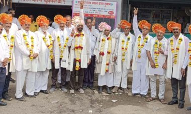 तालुका शेतकरी सह.संघाच्या चेअरमनपदी बाळासाहेब जाधव तर व्हा. चेअरमनपदी रघुनाथ पाटील...