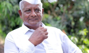 माती गोंदते हिरवाई काव्यसंग्रहास पुरस्कार...