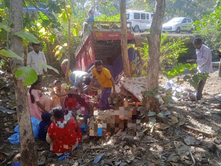 नवस फेडण्यास जाणाऱ्या वाहनाचा अपघात.! ६ ठार दोन बालकांसह अन्य गंभीर...