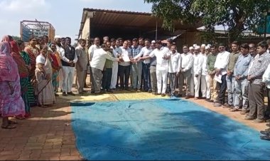 खऱ्या ओबीसींच्या आरक्षणावर गदा नको.! मराठ्यांना स्वतंत्र आरक्षण द्या, ओबोसीतून नाही...