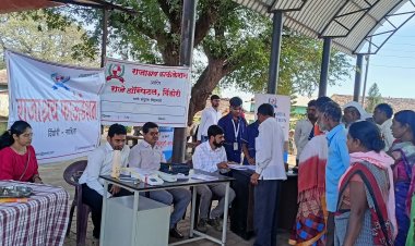 वारे येथील आरोग्य शिबिरास नागरिकांचा प्रतिसाद, शिबिरात १०० रुग्णांची मोफत तपासणी