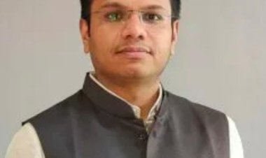 खेडचे तहसीलदार प्रशांत बेडसे यांच्यावर कारवाई करण्याचे, जिल्हाधिकाऱ्यांना राज्य शासनाचे आदेश?