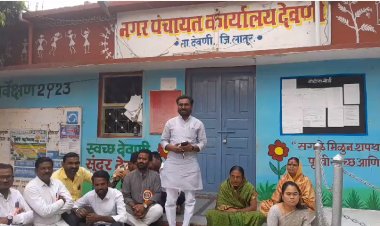 निष्क्रिय मुख्याधिकारी गजानन शिंदे यांची हकलपट्टी करा; नगराध्यक्षा उप नगराध्यक्षकांनी नगरपंचायतला ठोकले टाळे...