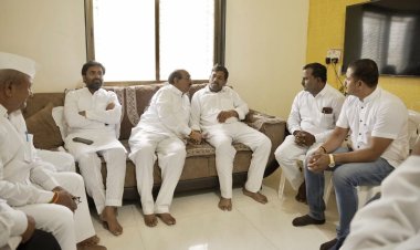 खा. सुधाकर शृंगारे यांनी घेतली सुडे परिवाराची सांत्वन पर भेट...