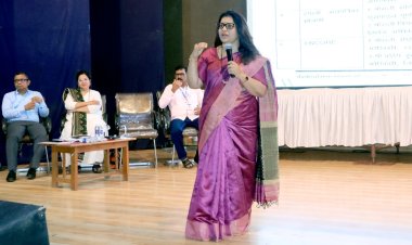 मतमोजणी प्रक्रियेसाठी नियुक्त अधिकारी, कर्मचाऱ्यांनी आपली जबाबदारी काळजीपूर्वक पार पाडावी - जिल्हाधिकारी