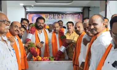 नवनिर्वाचित खासदार नागेश पाटील आष्टीकर यांचा कळमनुरी मध्ये भव्य नागरी सत्कार...