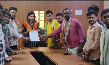 ओबीसी हॉस्टेल सुरु करण्याच्या मागणीसाठी काँग्रेस पक्षाने दिले उपविभागीय अधिकाऱ्यांना निवेदन