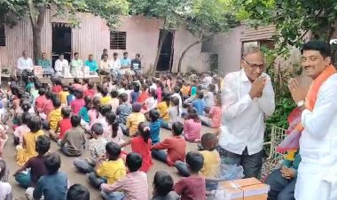 उपमुख्यमंत्री अजित पवार यांच्या वाढदिवसानिमित्त शालेय विद्यार्थ्यांना साहित्य वाटप.!