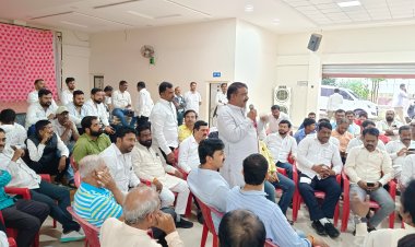 मोठी बातमी : चाकणच्या वाहतूक कोडी व रस्ता दुरुस्तीवर औद्योगिक वसाहत बंदचा एल्गार, बैठकीमध्ये आता माघार नाहीचा नारा..!