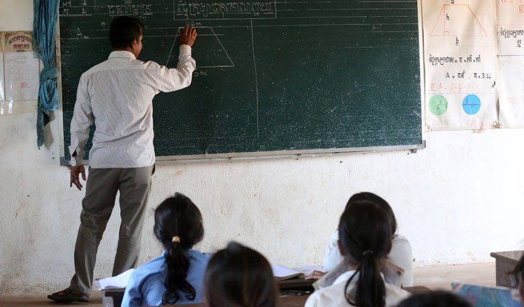 जिल्हा परिषद पेसा क्षेत्रात सेवानिवृत्त शिक्षक कंत्राटी पध्दतीने भरणार...