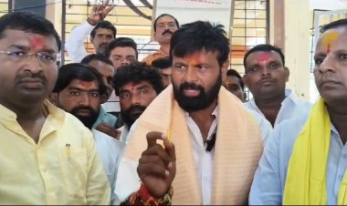 येणाऱ्या निवडणुकीत OBC उमेदवारांनाच मतदान करा - प्रा. लक्ष्मण हाके.! हाके यांच लोहा येथे जंगी स्वागत...