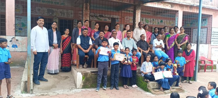 दिंडोरी जि.प. प्राथमीक शाळेचा अनोखा उपक्रम.! एक गोष्ट लेखकाची या उपक्रमाचे मान्यवरणकडून कौतुक...
