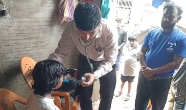 हिंगोली शहरातील पूरग्रस्तांच्या मदतीसाठी अलखैर ग्रुप आले धावुन.! तर प्रशासनाकडून मदत न मिळल्याचा पुरग्रस्त भागातील ग्रामस्थांचा आरोप...