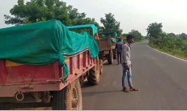 विना कागदपत्र आणि ड्रायव्हिंग लायसन्स शिवाय ट्रॅक्टर चालकांकडून रेती वाहतूक.! प्रशासनाचे दुर्लक्ष?