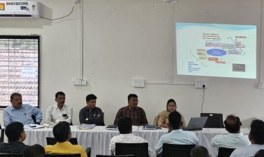 निवडणूक आचारसंहितेच्या पार्श्वभूमीवर विविध पथकांची बैठक संपन्न