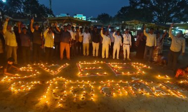 मतदान जनजागृती साठी - एक दिवा मतदानासाठी.! दिंडोरी नगरपंचायत'चा उपक्रम