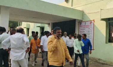 उमरखेड विधानसभेत 42 पैकी 25 जणांचे अर्ज मागे.! 17 उमेदवार रिंगणात...