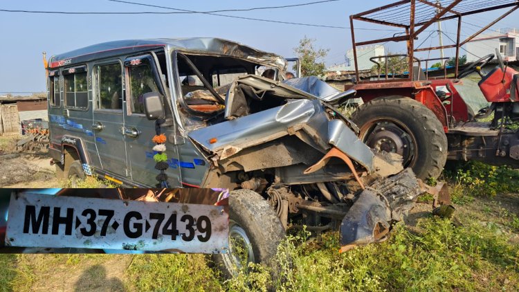 देव दर्शनासाठी भाविक घेऊन जाणाऱ्या क्रूझरचा भीषण अपघात.! उभ्या ट्रॉलीला धडक, 13 जण गंभीर जखमी