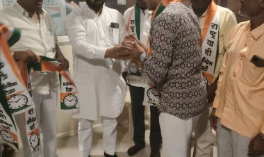 कारला ता. उमरी येथील कार्यकर्त्यांनी केला राष्ट्रवादी काँग्रेस पक्षात प्रवेश