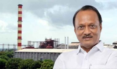 कारखाना निवडणुकीच्या तोंडावर.! अजित पवारांच्या नियंत्रणतील PDCC बँक रात्री 11 पर्यंत चालू... मतदार याद्या सापडल्या?