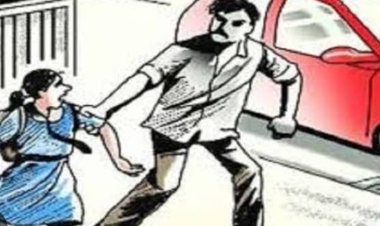 मोठी बातमी : खराबवाडी गावातील नामांकित शाळेतील दोन विद्यार्थिनीच्या अपहरणाच्या बातमीने परिसरात खळबळ, पोलिसांचे सर्च ऑपरेशन सुरु..?