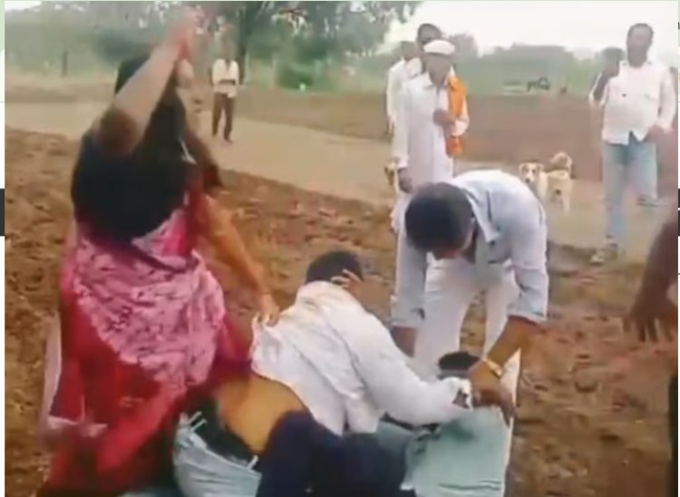 बीड जिल्ह्यात अजूनही गुन्हेगारी कायम.! नागरिकांना नाही कायद्याचा धाक? महिलेला जमिनीवर ढकलून ट्रॅक्टर अंगावर घातला...