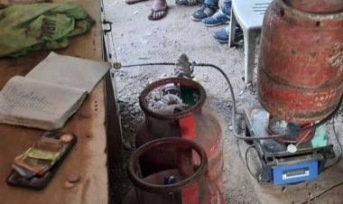 चाकण परिसरात अवैध गॅस सिलिंडर भरण्याचा धंदा; प्रशासनाचे साफ दुर्लक्ष?