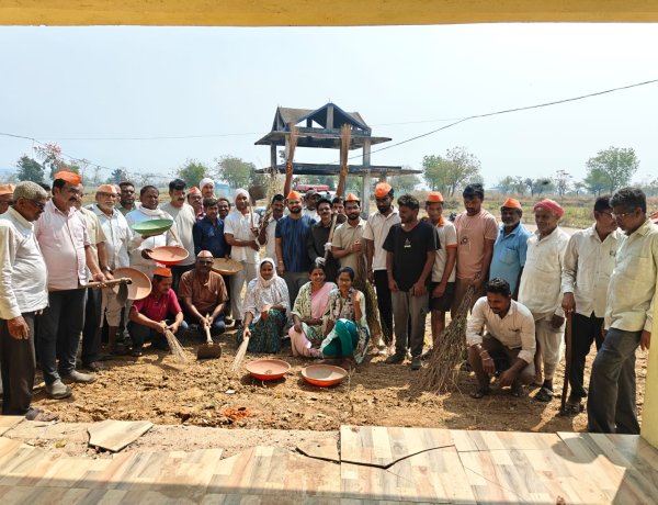 ​सरपंच व विविध समित्यांच्या पुढाकाराने ‘स्वच्छ व सुंदर गाव’ संकल्पाची पूर्तता...