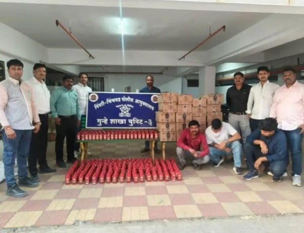 २ लाखांची अवैध विदेशी दारू जप्त; पिंपरी चिंचवड गुन्हे शाखेची धडाकेबाज कारवाई...