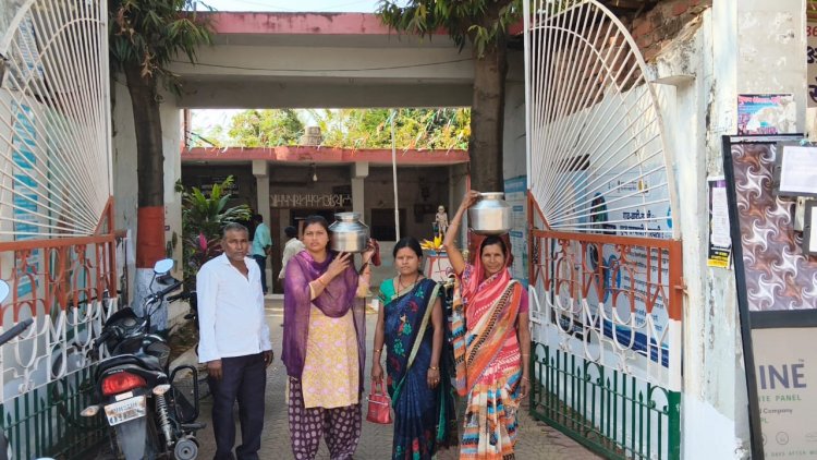 अड्याळच्या महिलांचा पुन्हा एल्गार.!  सरपंचांचे आश्वासन हवेतच; ९ मार्चला ग्रामपंचायतीवर धडकणार 'दुसरा घागर मोर्चा"...