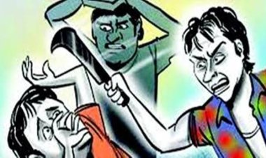 चाकणमध्ये भररस्त्यात कोयत्याने वार.! ओळखीच्याच व्यक्तीकडून जीवघेणा हल्ला...