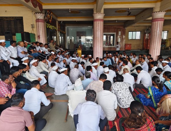 खराबवाडीच्या गायरान जमिनीवरून ग्रामसभा; ग्रामस्थांनी मांडल्या ठाम भूमिका