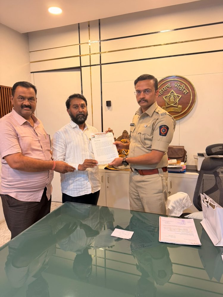 कंपन्यांच्या बसमुळे औद्योगिक परिसरातील वाहतूक कोंडी; उपाययोजनेची मागणी