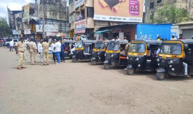 चाकण–तळेगाव चौकातील रिक्षा कोंडीवर प्रशासनाची कारवाई; १०० मीटर परिसरात रिक्षा उभी केल्यास कारवाईचा इशारा
