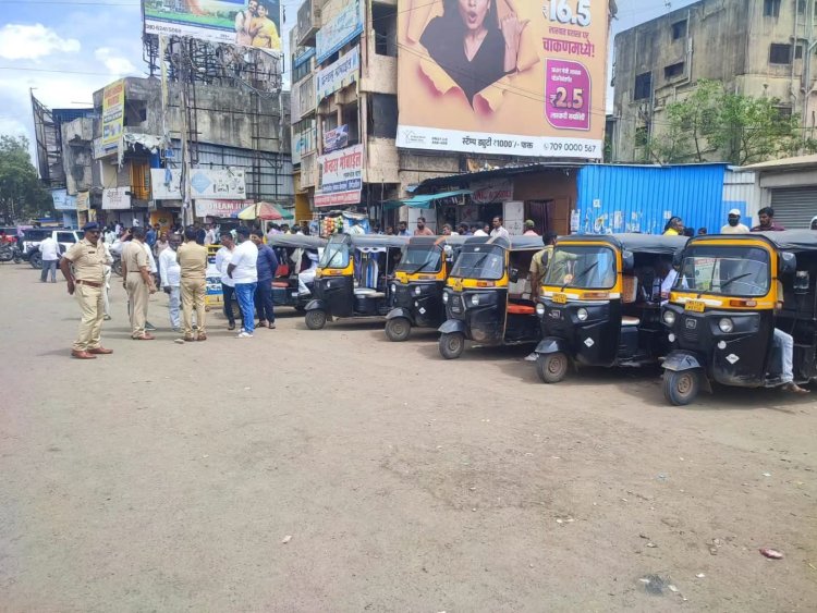 चाकण–तळेगाव चौकातील रिक्षा कोंडीवर प्रशासनाची कारवाई; १०० मीटर परिसरात रिक्षा उभी केल्यास कारवाईचा इशारा