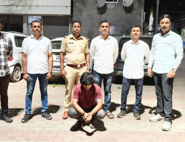 चाकण उत्तर पोलिसांची कारवाई; गांजा बाळगणाऱ्या तरुणासह हातभट्टी विक्री करणाऱ्या महिलेला अटक