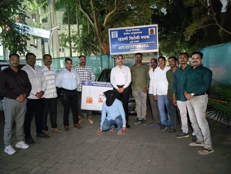 स्पा सेंटर चालकाकडे ५० हजारांची खंडणी मागितल्याचा आरोप; १० हजार रुपये स्वीकारताना पत्रकाराला अटक रहाटणी येथे खंडणीविरोधी पथकाची कारवाई